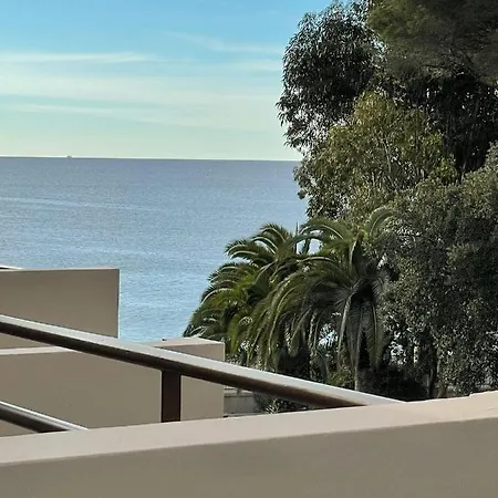 Hotel Luciamar Saint-Raphael (Var)